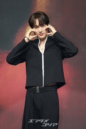 【フォト】招集解除されたEXOカイ、控えめなセクシーさでカムバック