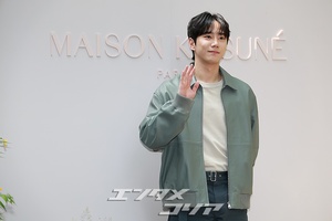 【フォト】『おつかれさま』出演のイ・ジュニョン、女心をくすぐるビジュアル