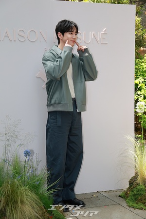 【フォト】『おつかれさま』出演のイ・ジュニョン、女心をくすぐるビジュアル