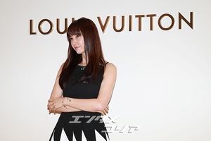 【フォト】イ・ナヨン、本当に46歳？　相変わらずの童顔＆驚くべきスタイル