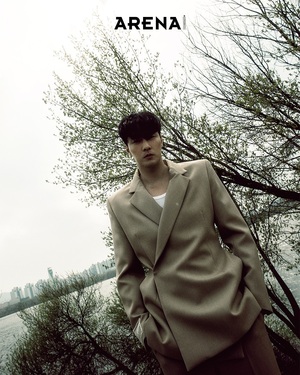 【フォト】ソ・ジソブ　ノワールのムード漂うグラビア登場