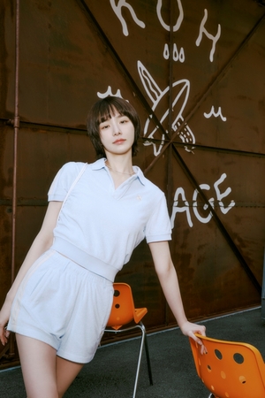 【フォト】パク・ギュヨン　夏の日差しより明るいビジュアル