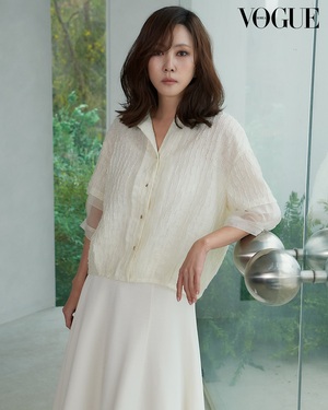 【フォト】キム・ナムジュ、上品で洗練されたムード…モダン・ウーマンの品格