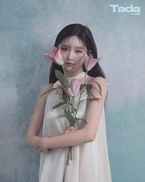 【フォト】IVEガウル、中国のファッション誌創刊号の表紙を飾る