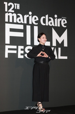 【フォト】『おつかれさま』でグァンシクの母親演じたオ・ミネの上品な姿