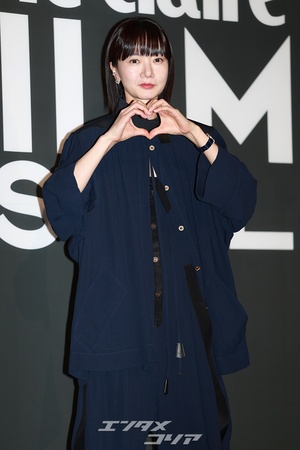 【フォト】45歳ペ・ドゥナ、人並みらなぬファッションセンス