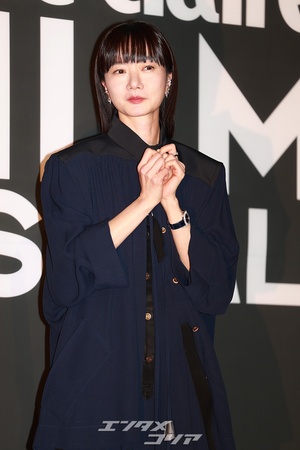 【フォト】45歳ペ・ドゥナ、人並みらなぬファッションセンス