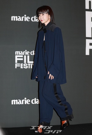 【フォト】45歳ペ・ドゥナ、人並みらなぬファッションセンス