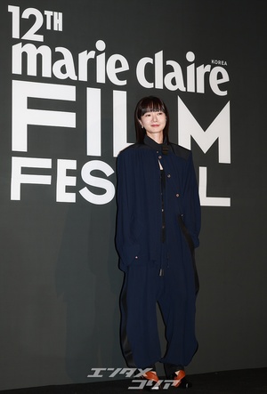 【フォト】45歳ペ・ドゥナ、人並みらなぬファッションセンス