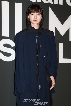 【フォト】45歳ペ・ドゥナ、人並みらなぬファッションセンス