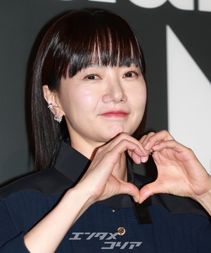 【フォト】45歳ペ・ドゥナ、人並みらなぬファッションセンス