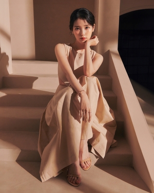 【フォト】IUのロマンチックなジュエリーコーデ…高級感ある雰囲気