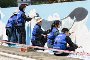 【フォト】パク・ハソン、恵まれない児童・青少年のため春の環境改善ボランティア