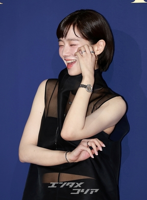 【フォト】「ショートヘアの美女」パク・ギュヨンのラブリースマイル