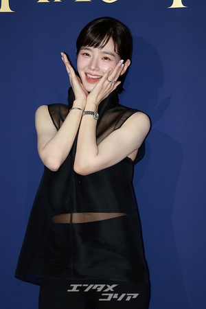 【フォト】「ショートヘアの美女」パク・ギュヨンのラブリースマイル