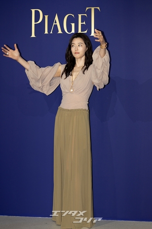 【フォト】チョン・ジヒョン、変わらぬ雰囲気の女神…クラシカルなジュエリーコーデ