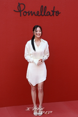 【フォト】チョ・ボア「結婚後もっとラブリーに」