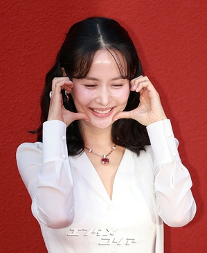 【フォト】チョ・ヨジョン「いつもさわやかそのもの」