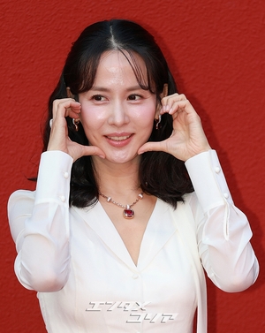 【フォト】チョ・ヨジョン「いつもさわやかそのもの」