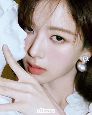 【フォト】魅惑的なノ・ジョンウィ、一段と深みを増した美しさ