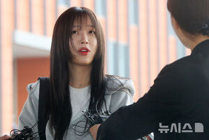 【フォト】告訴人調査のため江南警察署に出頭した大食い系ユーチューバーtzuyangさん