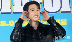 【フォト】ポーズを取る『ハイファイブ』のキャストたち