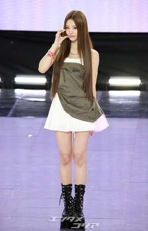 【フォト】MEOVVアンナ、格の違う女神の美しさ