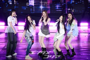 【フォト】MEOVV、パフォーマンスでステージを圧倒