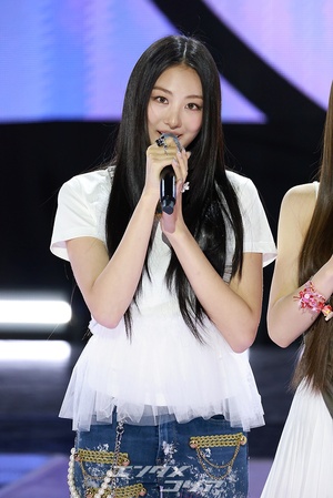 【フォト】5人5色MEOVV、1st EPリリース…はつらつとしたフォトタイム