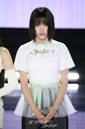 【フォト】5人5色MEOVV、1st EPリリース…はつらつとしたフォトタイム