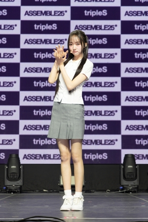 【フォト】「24人完全体カムバック」tripleS　2ndフルアルバム『ASSEMBLE25』発売