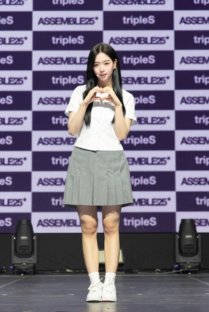 【フォト】「24人完全体カムバック」tripleS　2ndフルアルバム『ASSEMBLE25』発売