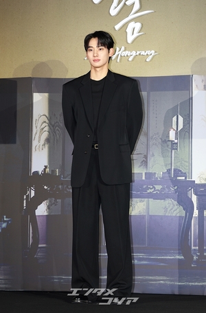 【フォト】ソフトなほほ笑み浮かべたチョン・ガラム