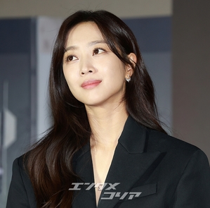 【フォト】イ・ジェウク＆チョ・ボア＆オム・ジウォンら、『呑金』制作発表会に出席したキャストたち