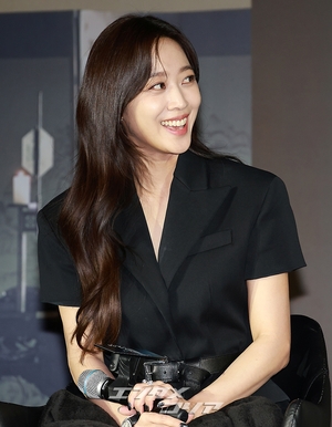 【フォト】イ・ジェウク＆チョ・ボア＆オム・ジウォンら、『呑金』制作発表会に出席したキャストたち