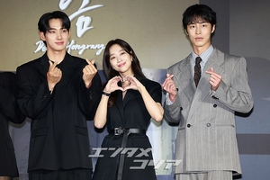 【フォト】イ・ジェウク＆チョ・ボア＆オム・ジウォンら、『呑金』制作発表会に出席したキャストたち
