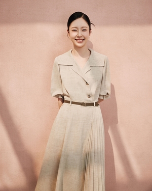 【フォト】チェ・ウォンビン「LYNN」サマー・グラビア　さわやか＆透明感あふれる美しさ