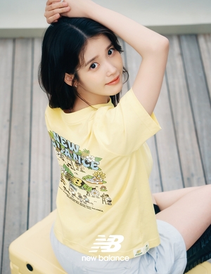 【フォト】IU、New Balance夏キャンペーンでさわやかなビジュアル