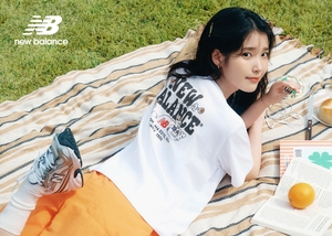 【フォト】IU、New Balance夏キャンペーンでさわやかなビジュアル