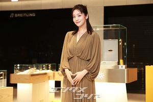 【フォト】チャ・ジュヨン、ギリシャの女神のよう…マキシワンピ姿が上品