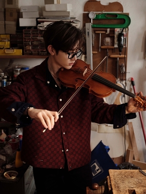 【フォト】ZEROBASEONEジャン・ハオ「グッチ・クルーズ2026ファッションショー」出席