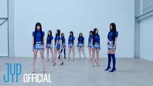 TWICE 7月カムバック予告「イントロ・フィルム」公開…ホットな夏の予感