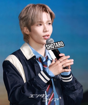 【フォト】RIIZEショウタロウ、和やかなビジュアル