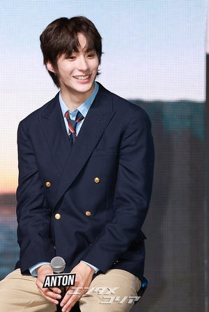 【フォト】RIIZEアントン、貴公子のよう