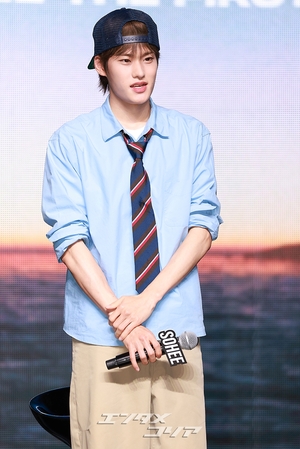 【フォト】RIIZEソヒ、キュートさいっぱいのビジュアル