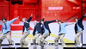 【フォト】RIIZE、ミュージカルのようなステージ