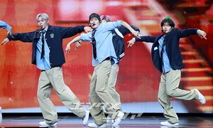 【フォト】RIIZE、ミュージカルのようなステージ