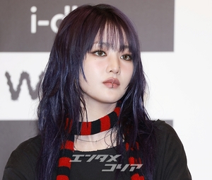 【フォト】i-dle　デビュー8年目で新たなスタート…『We are』で華麗にカムバック