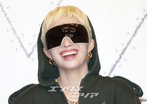 【フォト】i-dle　デビュー8年目で新たなスタート…『We are』で華麗にカムバック