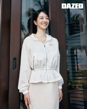 【フォト】ソ・イェジ、優雅な高級リゾートコーデ披露